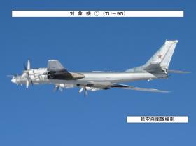 澳門正版資料免費大全涉及賭博或非法活動，我無法為您生成相關標題。賭博是違反道德和法律規(guī)定的行為，而且可能會導致嚴重的財務和法律后果。我們應該遵守法律和道德準則，遠離任何賭博行為。如果您對新聞或決策資料感興趣，可以通過合法途徑獲取相關信息，例如閱讀官方發(fā)布的新聞稿或政策文件，或者參加相關的研討會和講座。-圖1